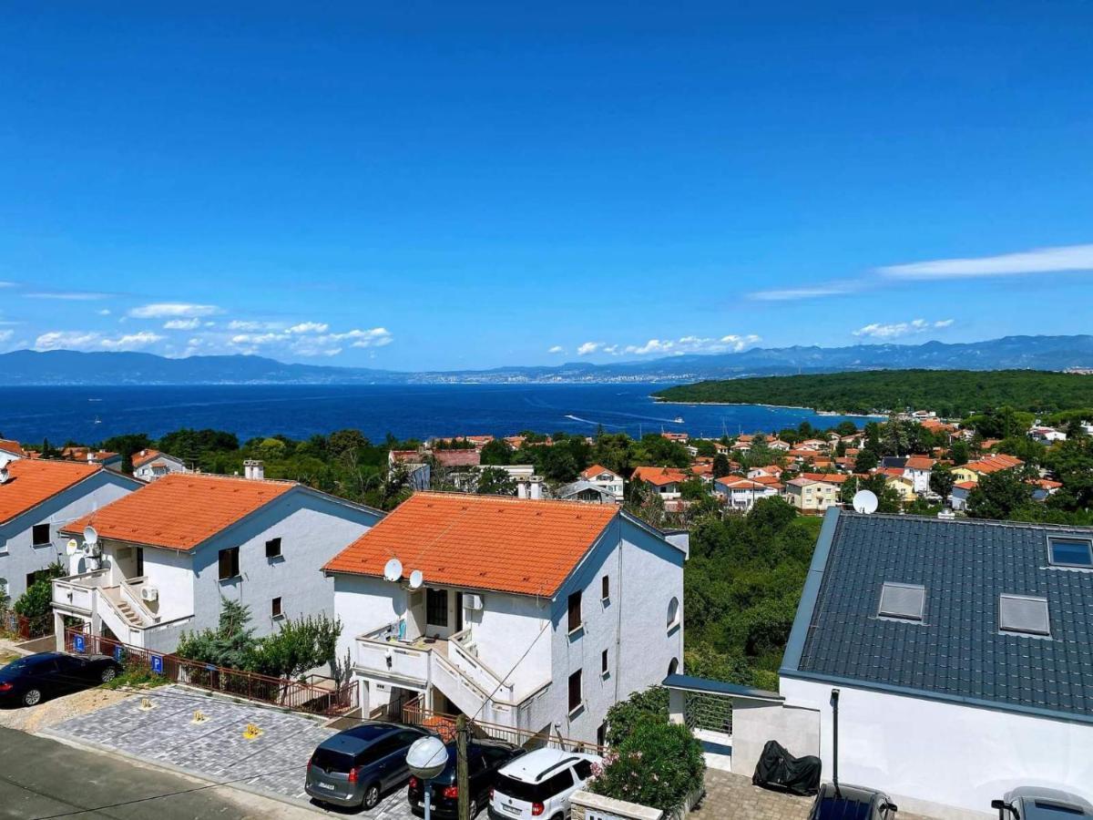 Guarda Alla Vita Njivice Ngoại thất bức ảnh